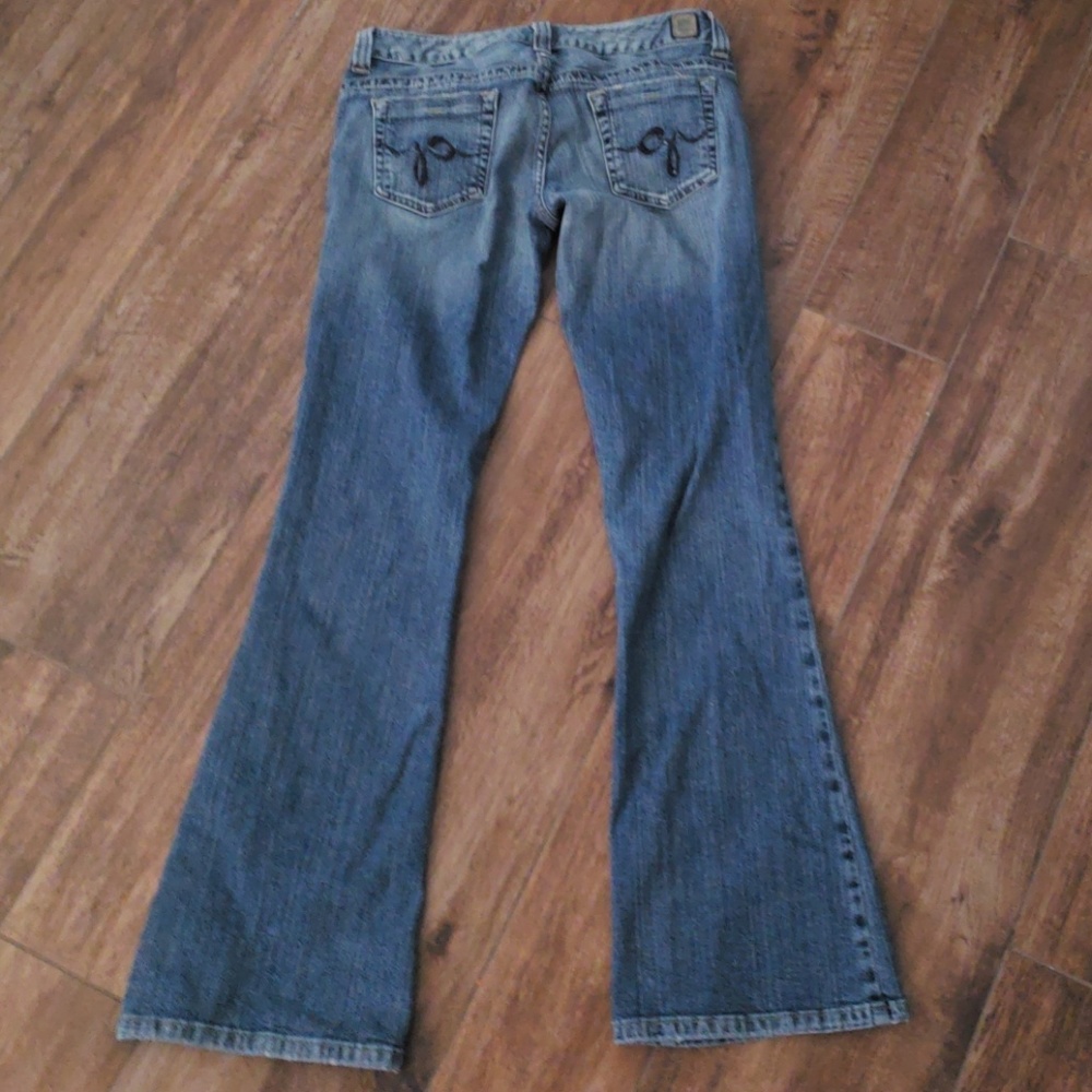 Guess Jeans - Picture 2 of 6